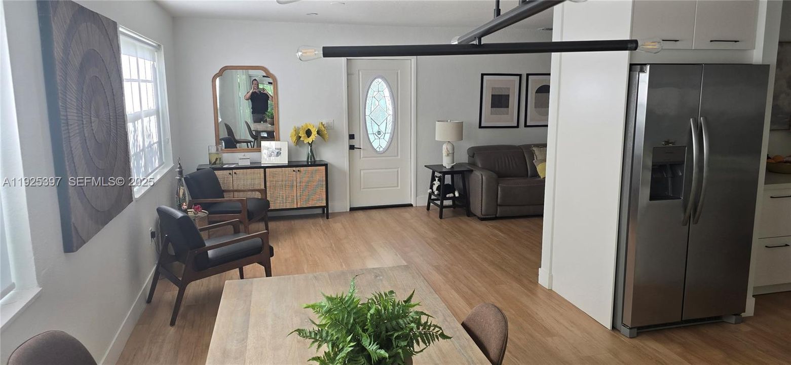 出租: $2,600 (3 贝兹, 2 浴室, 1342 平方英尺)