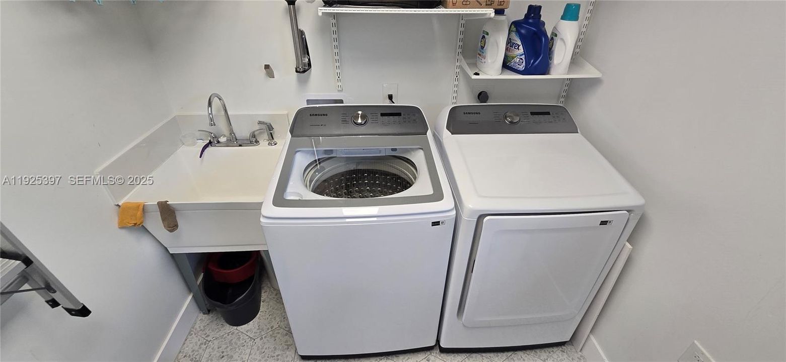 出租: $2,600 (3 贝兹, 2 浴室, 1342 平方英尺)