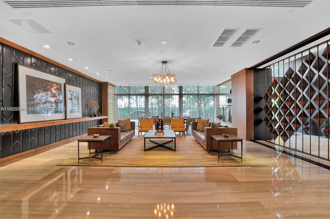 For Sale: $840,000 (3 beds, 2 baths, 1242 Square Feet)