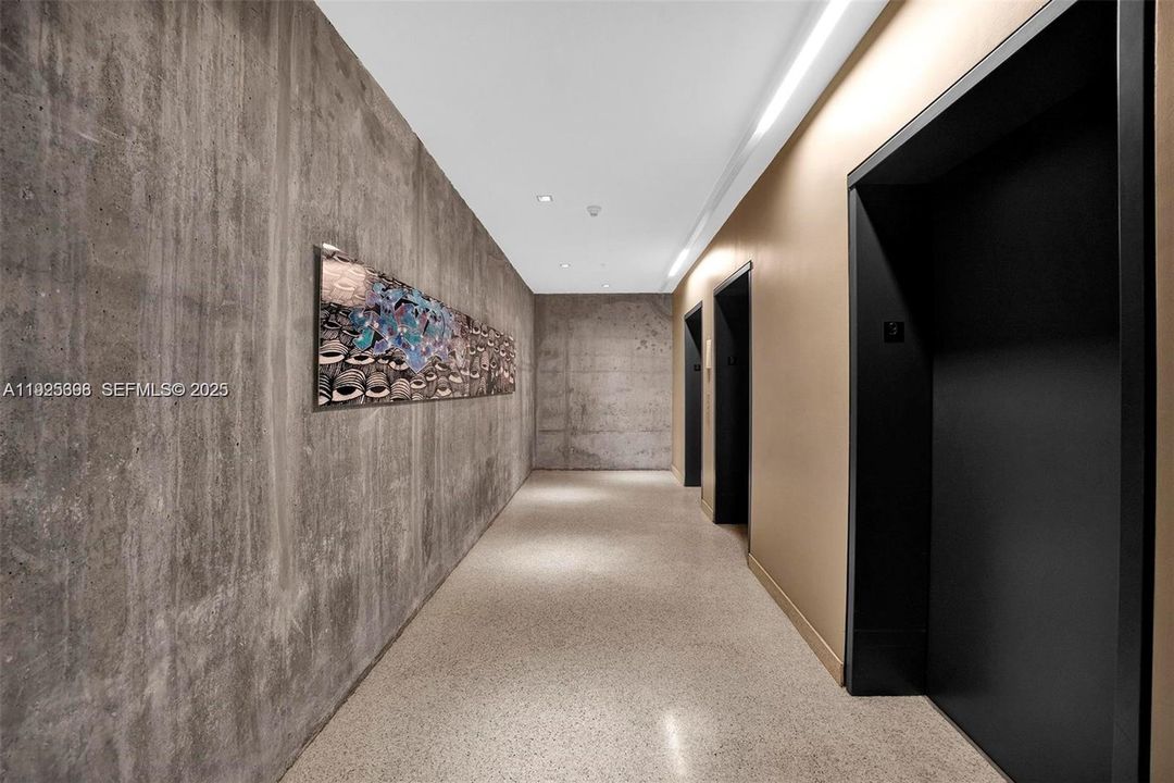 For Sale: $840,000 (3 beds, 2 baths, 1242 Square Feet)