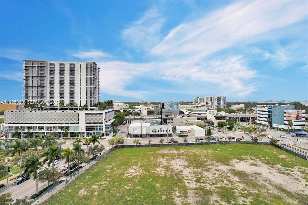 For Sale: $840,000 (3 beds, 2 baths, 1242 Square Feet)