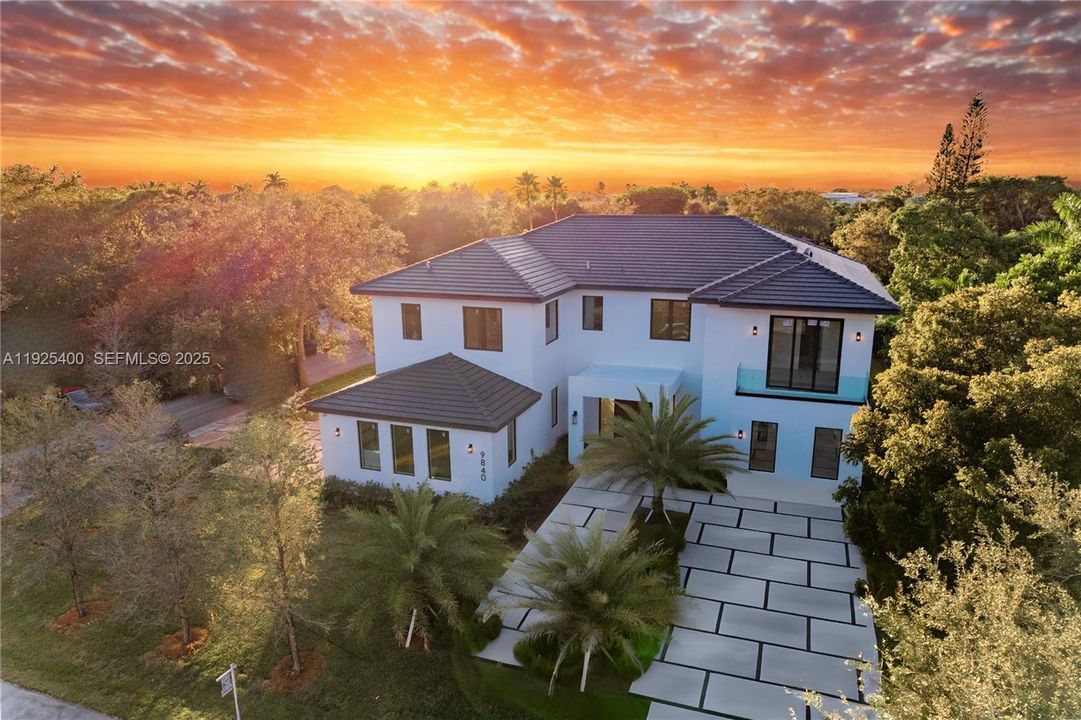 En Venta: $6,990,000 (6 camas, 7 baños, 6841 Pies cuadrados)