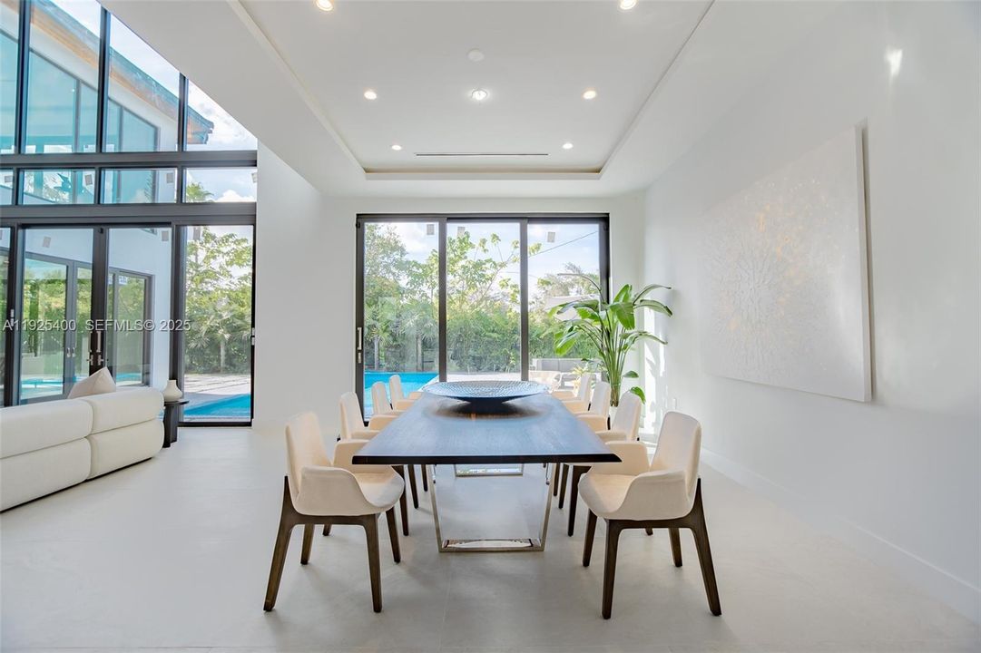 En Venta: $6,990,000 (6 camas, 7 baños, 6841 Pies cuadrados)