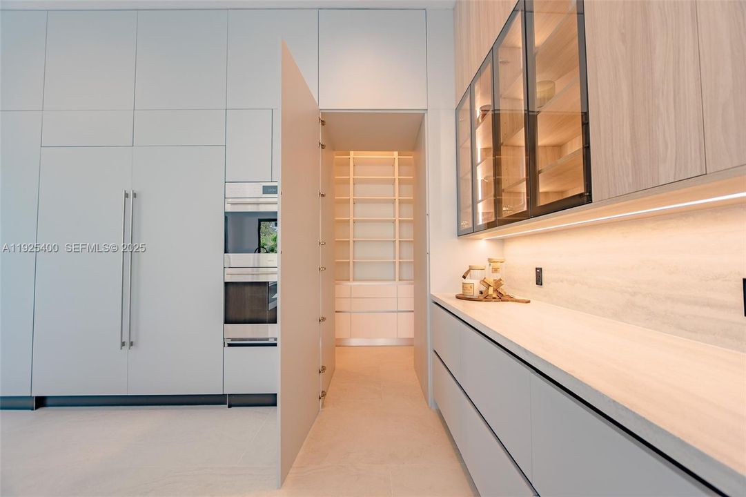 En Venta: $6,990,000 (6 camas, 7 baños, 6841 Pies cuadrados)