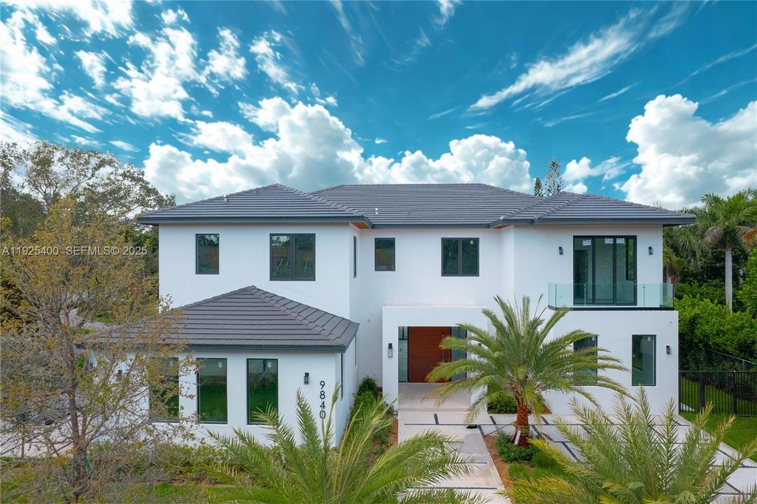 En Venta: $6,990,000 (6 camas, 7 baños, 6841 Pies cuadrados)