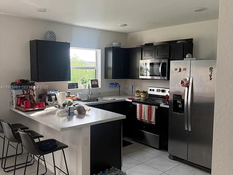 В аренду: $2,999 (3 спален, 2 ванн, 1512 Квадратных фут)