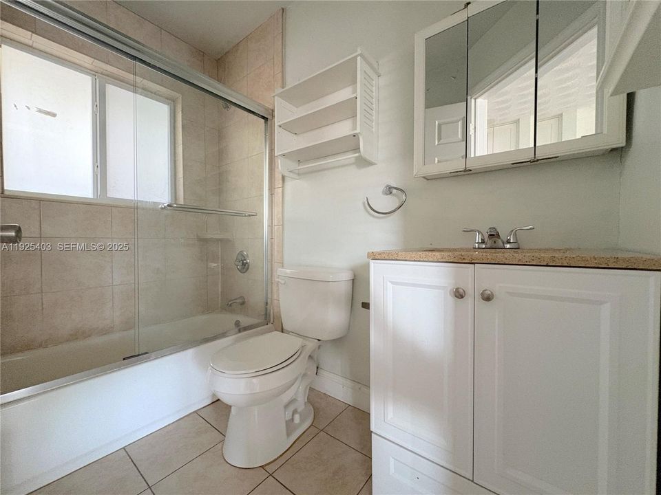 For Rent: $1,500 (0 beds, 1 baths, 400 Square Feet)