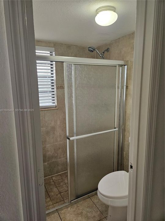 For Rent: $1,800 (2 beds, 2 baths, 883 Square Feet)