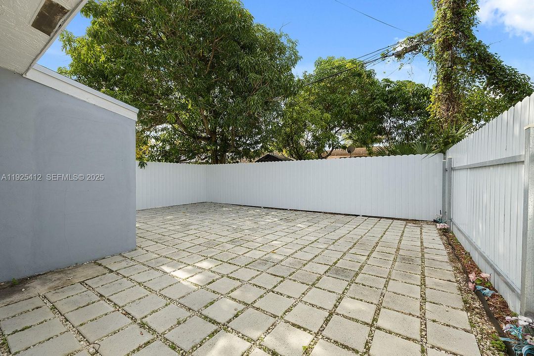 En Renta: $2,400 (2 camas, 2 baños, 792 Pies cuadrados)