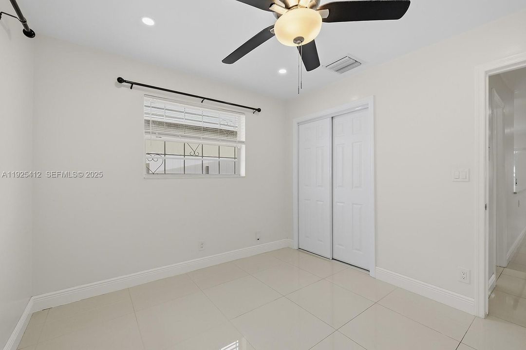 En Renta: $2,400 (2 camas, 2 baños, 792 Pies cuadrados)