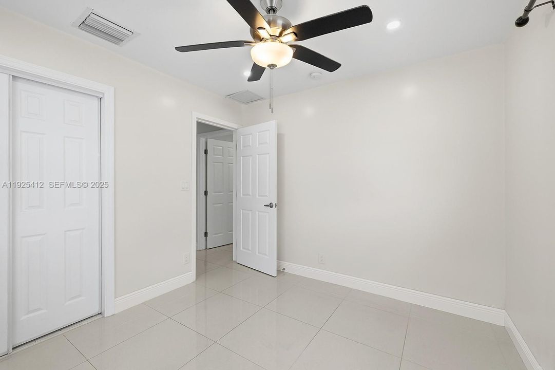 En Renta: $2,400 (2 camas, 2 baños, 792 Pies cuadrados)