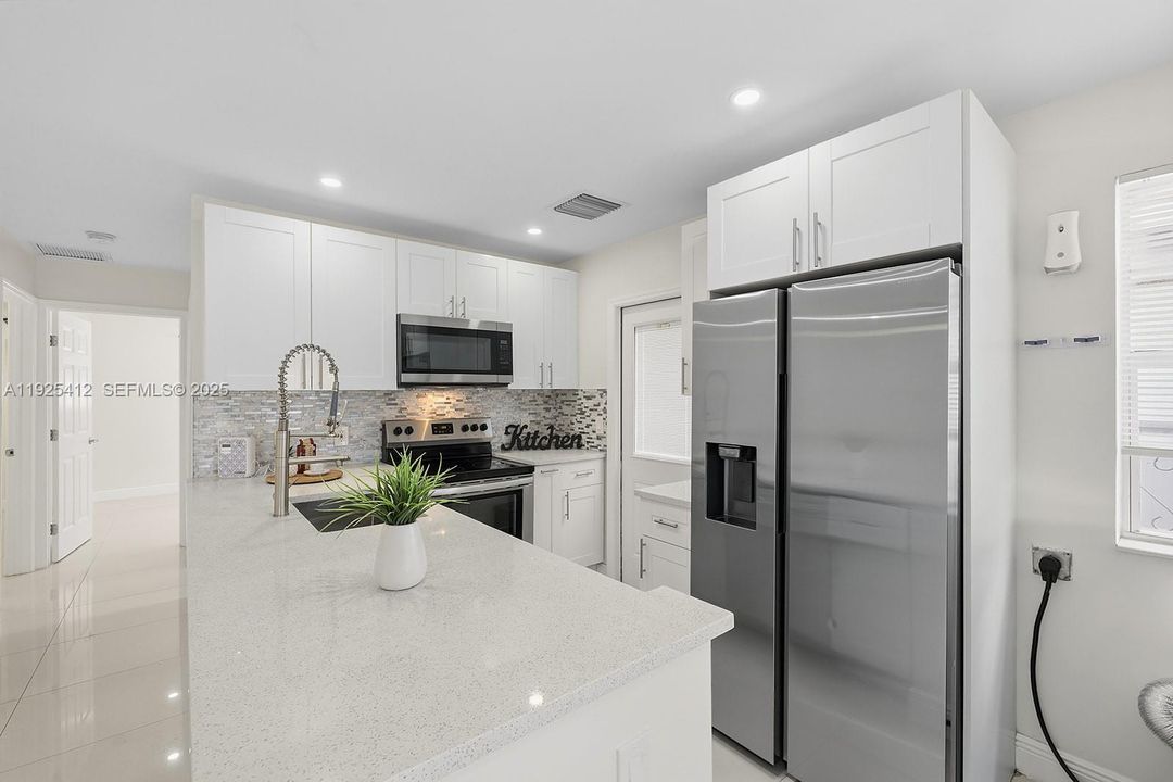 En Renta: $2,400 (2 camas, 2 baños, 792 Pies cuadrados)