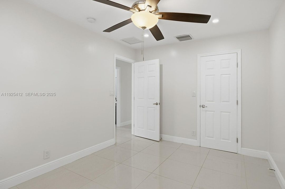 En Renta: $2,400 (2 camas, 2 baños, 792 Pies cuadrados)