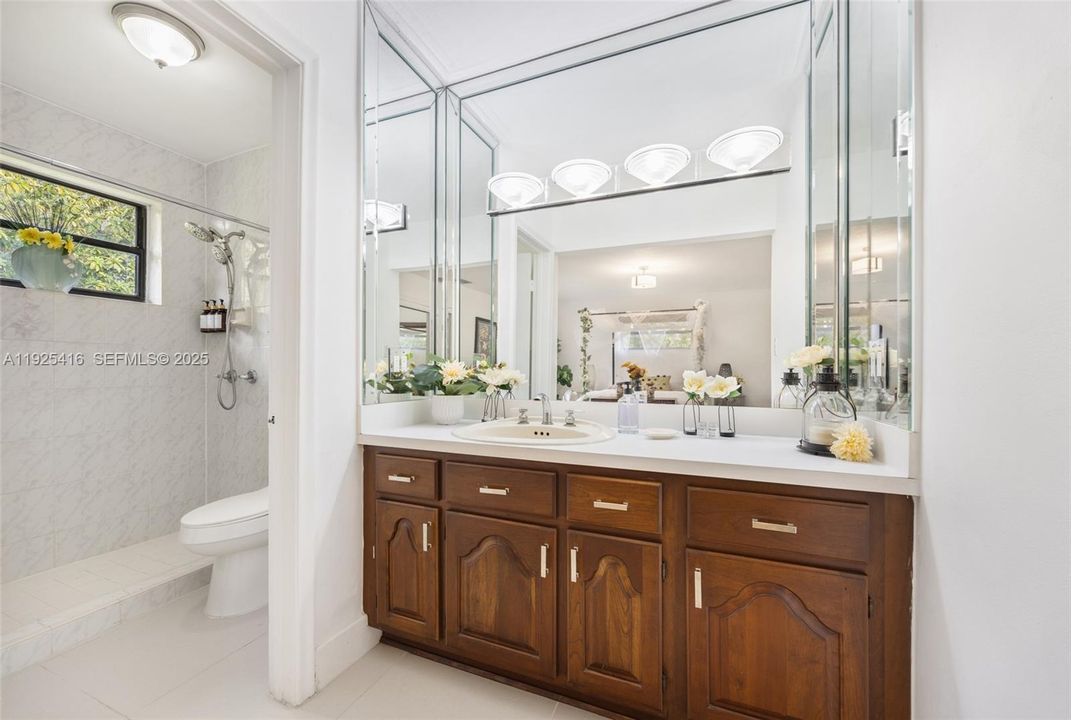 For Sale: $1,700,000 (4 beds, 4 baths, 4238 Square Feet)