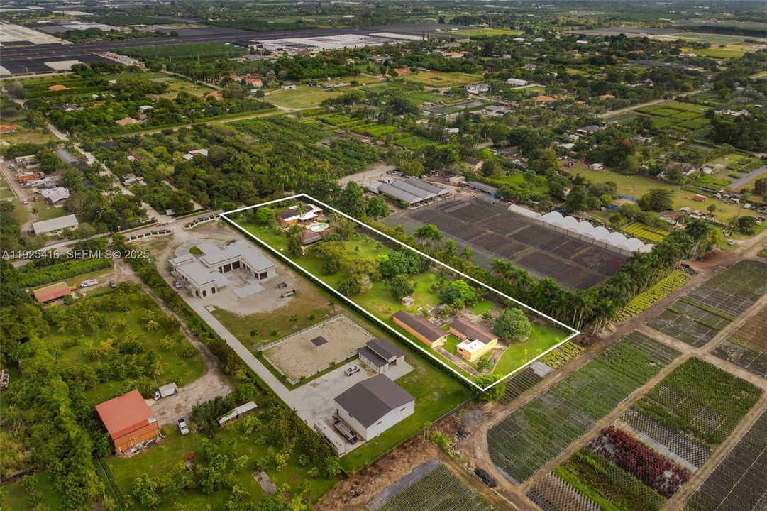 For Sale: $1,700,000 (4 beds, 4 baths, 4238 Square Feet)