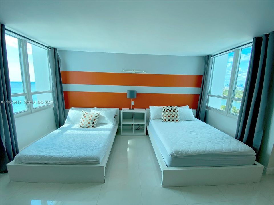 For Sale: $400,000 (0 beds, 1 baths, 470 Square Feet)