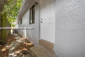For Rent: $2,500 (2 beds, 1 baths, 2129 Square Feet)