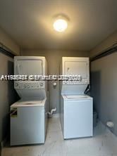 For Rent: $2,500 (2 beds, 1 baths, 2129 Square Feet)