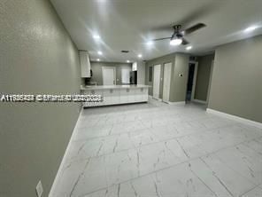 For Rent: $2,500 (2 beds, 1 baths, 2129 Square Feet)
