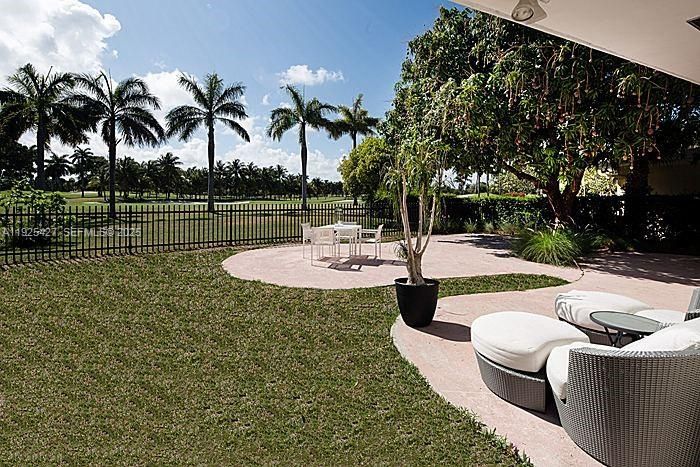 For Rent: $10,000 (4 beds, 3 baths, 2252 Square Feet)