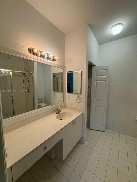 For Sale: $370,000 (2 beds, 2 baths, 1280 Square Feet)