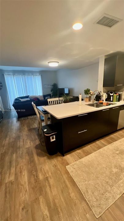 En Renta: $2,680 (2 camas, 1 baños, 969 Pies cuadrados)