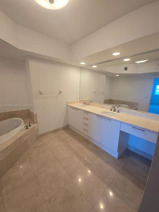 En Renta: $3,500 (3 camas, 3 baños, 1886 Pies cuadrados)