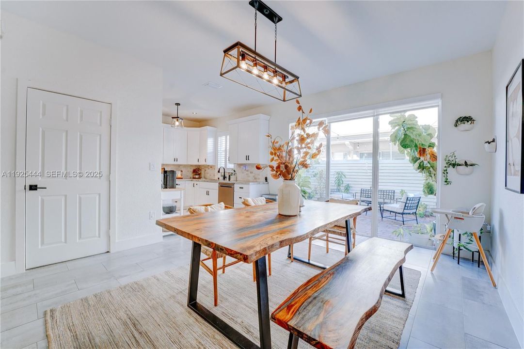 For Sale: $545,000 (3 beds, 2 baths, 1758 Square Feet)