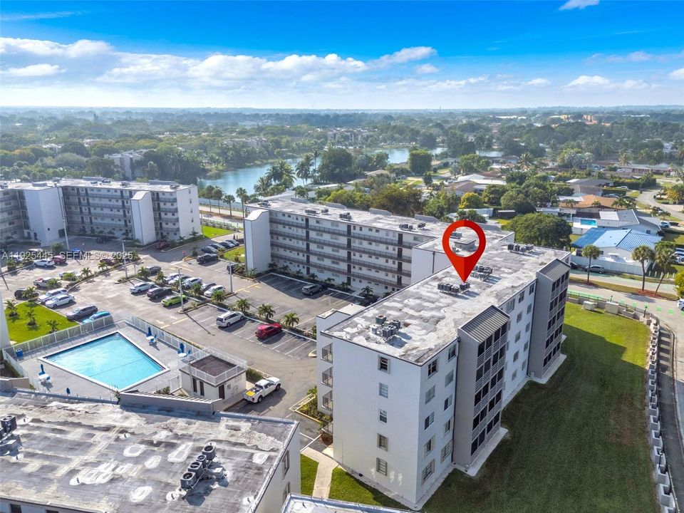 На продажу: $240,000 (3 спален, 2 ванн, 1166 Квадратных фут)