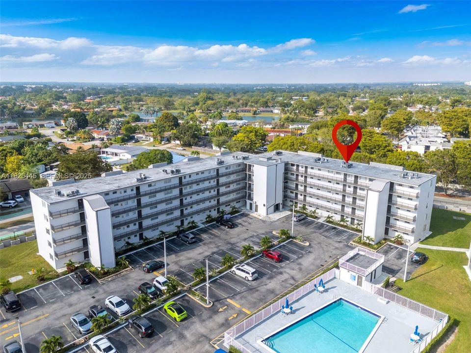 На продажу: $240,000 (3 спален, 2 ванн, 1166 Квадратных фут)