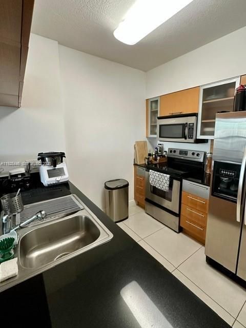 For Rent: $2,950 (1 beds, 1 baths, 0 Square Feet)