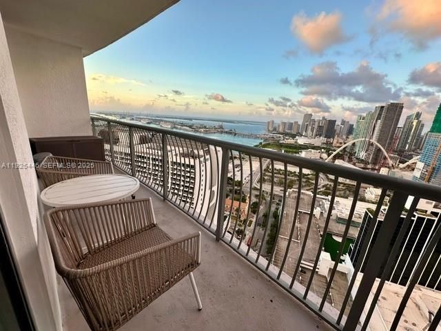 For Rent: $2,950 (1 beds, 1 baths, 0 Square Feet)