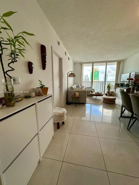 For Rent: $2,950 (1 beds, 1 baths, 0 Square Feet)