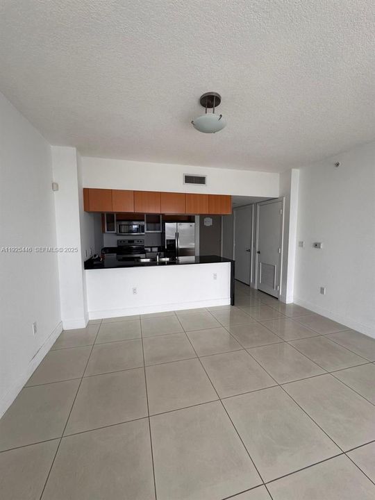 For Rent: $2,950 (1 beds, 1 baths, 0 Square Feet)