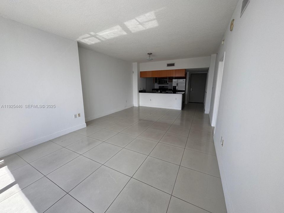 For Rent: $2,950 (1 beds, 1 baths, 0 Square Feet)