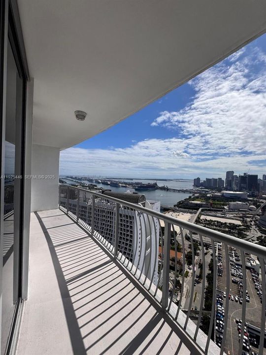 For Rent: $2,950 (1 beds, 1 baths, 0 Square Feet)