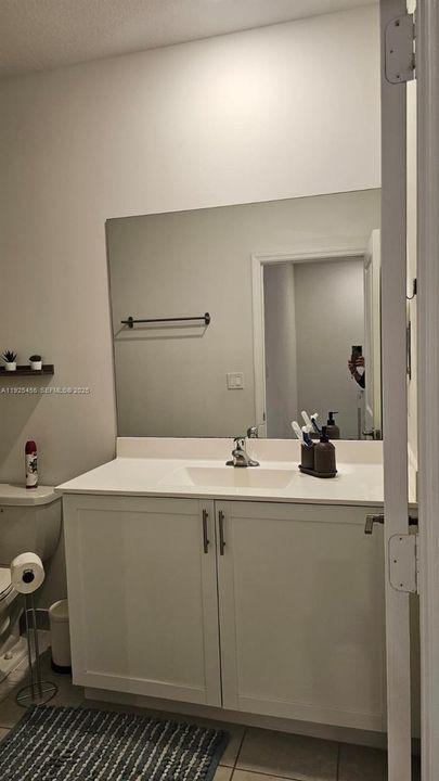 For Rent: $2,900 (3 beds, 2 baths, 1612 Square Feet)