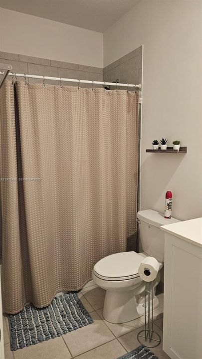 For Rent: $2,900 (3 beds, 2 baths, 1612 Square Feet)