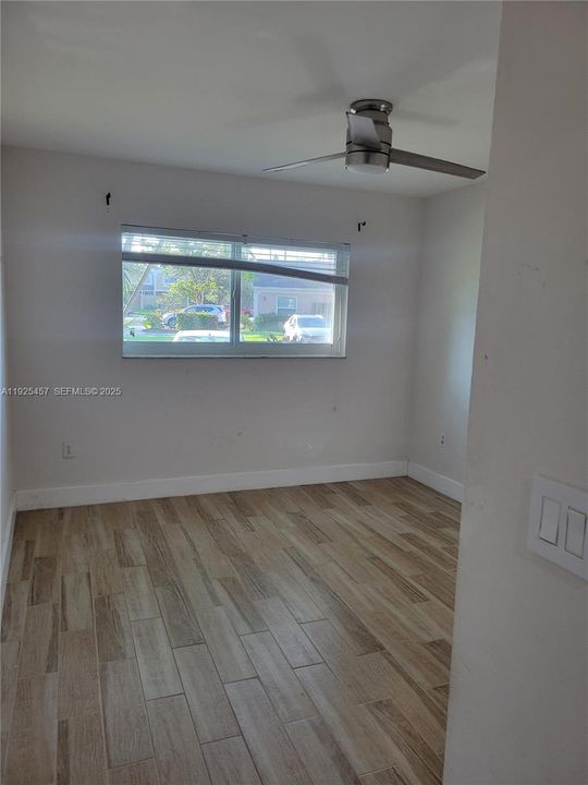 For Rent: $3,475 (3 beds, 3 baths, 1802 Square Feet)