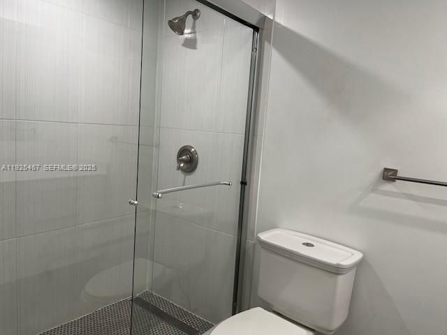 For Rent: $1,650 (1 beds, 1 baths, 1071 Square Feet)