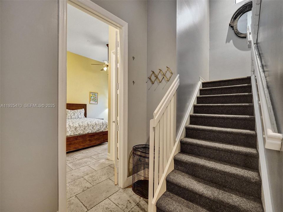 For Rent: $4,900 (3 beds, 3 baths, 2552 Square Feet)