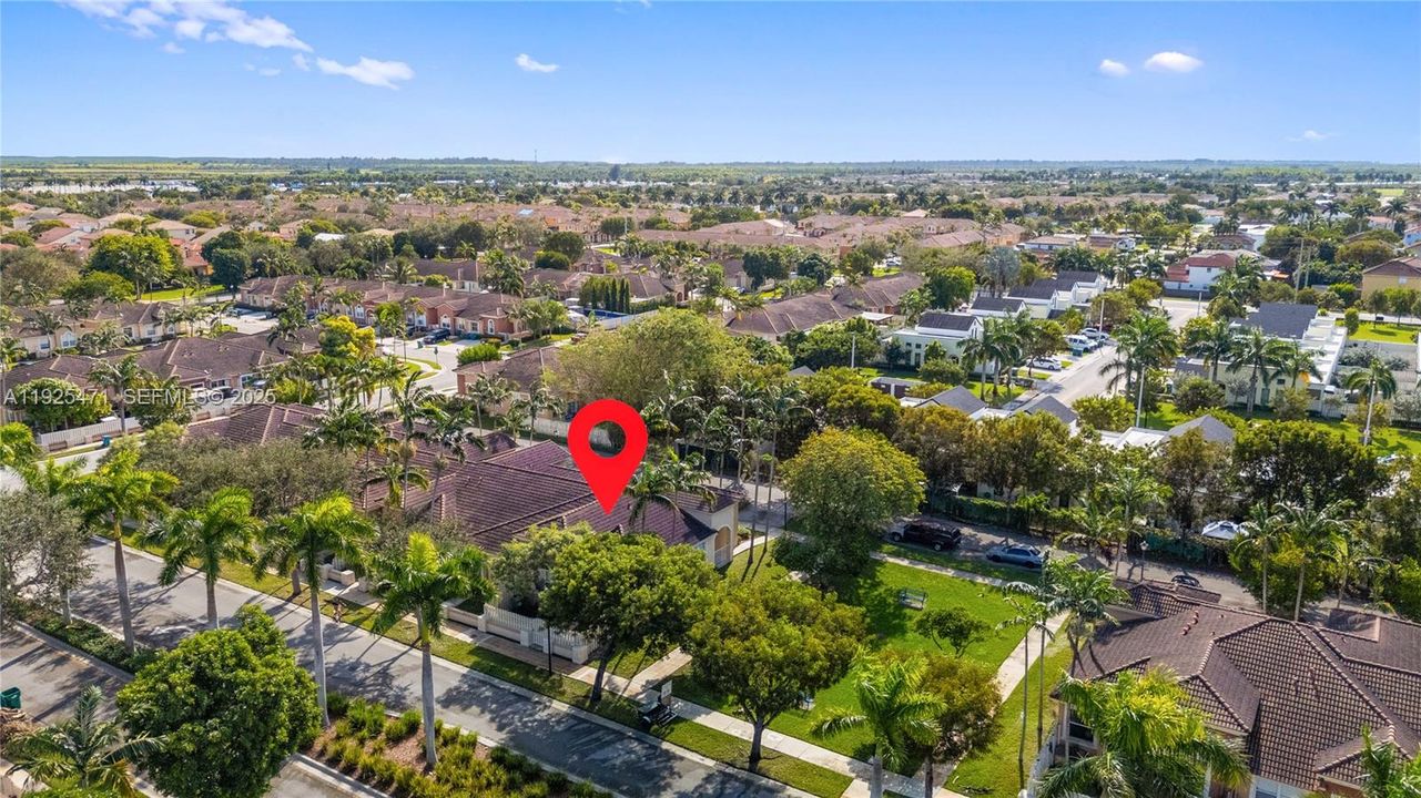 На продажу: $385,000 (3 спален, 2 ванн, 0 Квадратных фут)