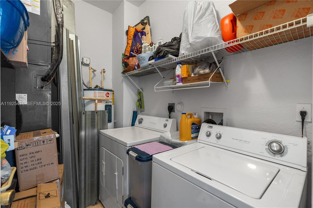 На продажу: $385,000 (3 спален, 2 ванн, 0 Квадратных фут)