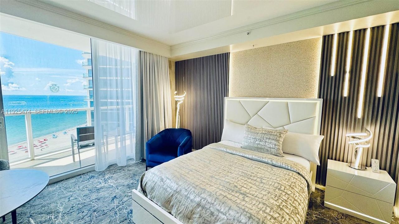 For Sale: $583,000 (0 beds, 1 baths, 551 Square Feet)