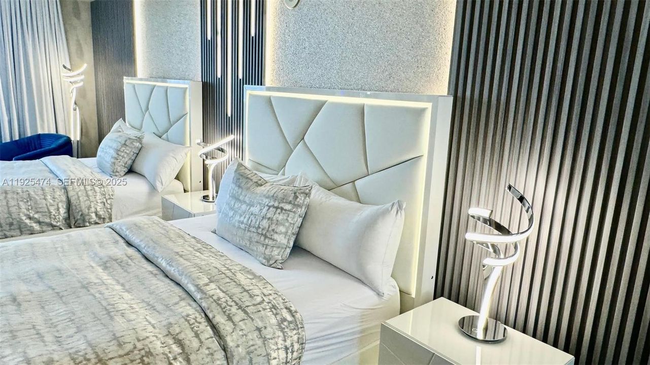 For Sale: $583,000 (0 beds, 1 baths, 551 Square Feet)