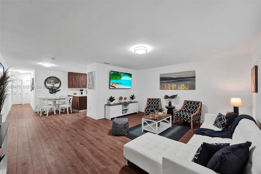 出租: $2,500 (2 贝兹, 1 浴室, 1482 平方英尺)