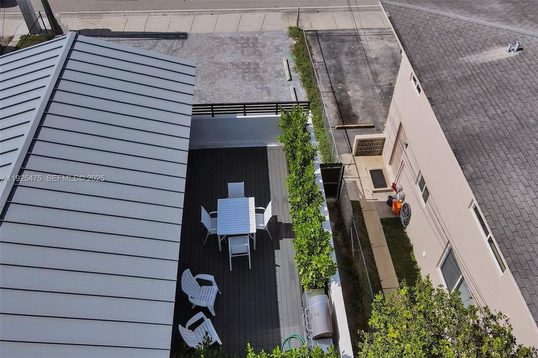 出租: $2,500 (2 贝兹, 1 浴室, 1482 平方英尺)