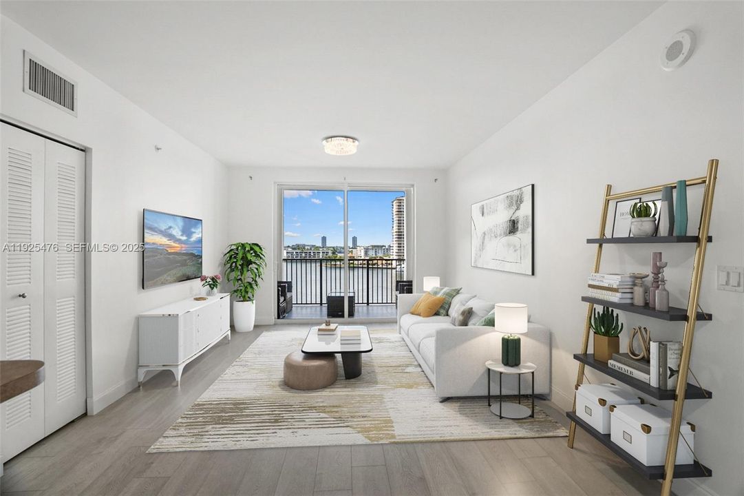 For Sale: $639,000 (2 beds, 2 baths, 1116 Square Feet)