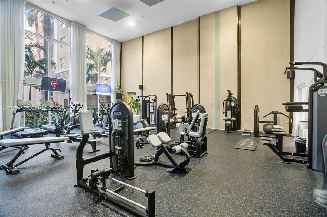 For Sale: $639,000 (2 beds, 2 baths, 1116 Square Feet)