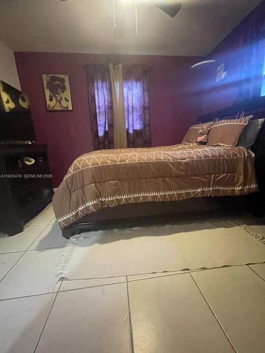 待售: $499,000 (3 贝兹, 2 浴室, 1292 平方英尺)